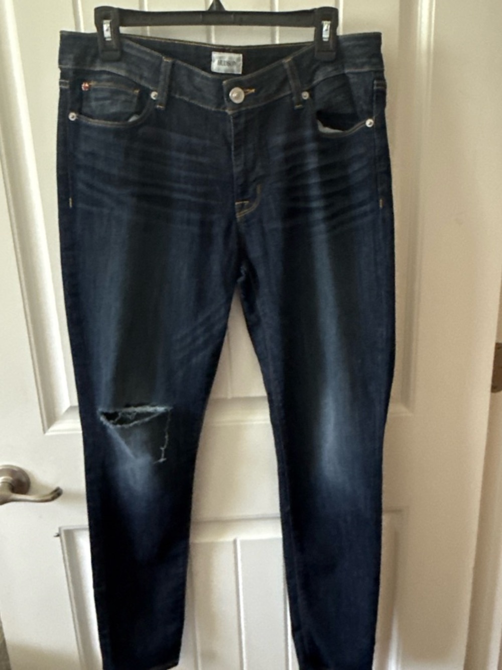 Dark Wash WSlim Jeans - Distressed Knee